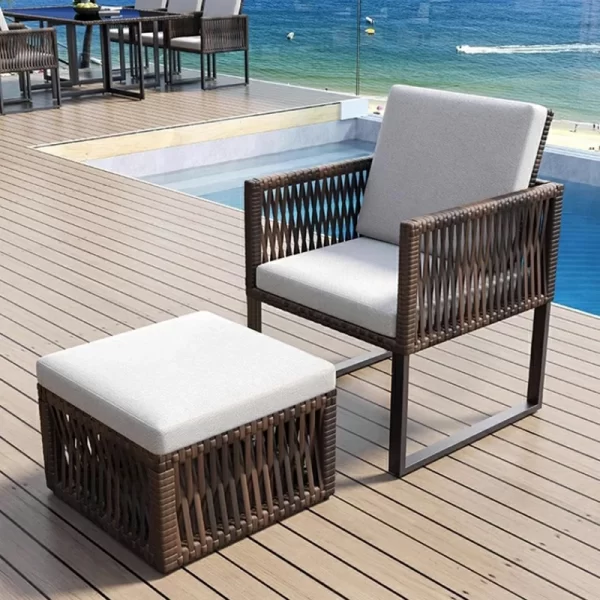 Outdoor tables and chairs (21)