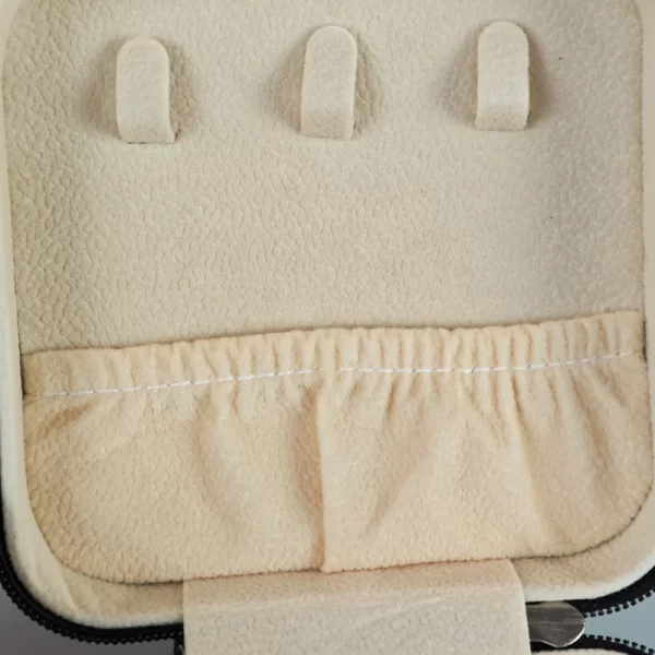 2024 new arrival black cat crystal box velvet jewelry box inscription dice storage box jewelry gift box zipper cloth box (7)