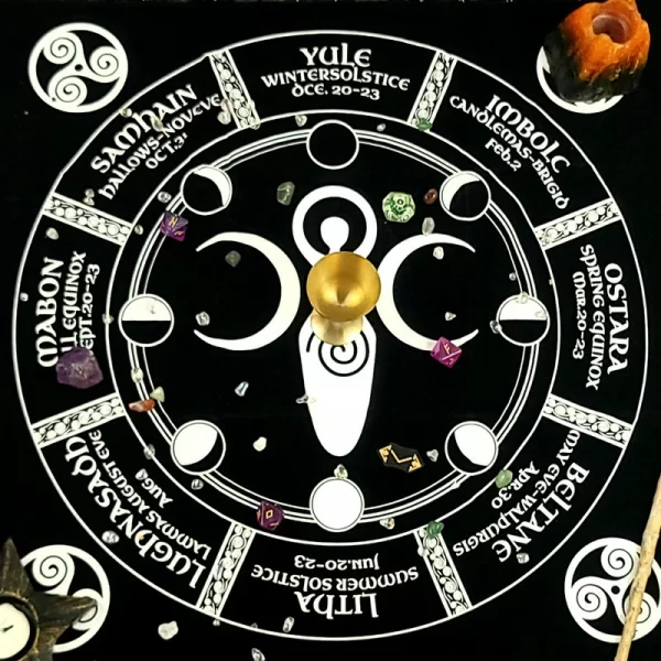 Thick Velvet Pagan Altar Cloth Tarot Oracle Card Tablecloth 50 50 Meditation Ceremony Altar Cloth (9)