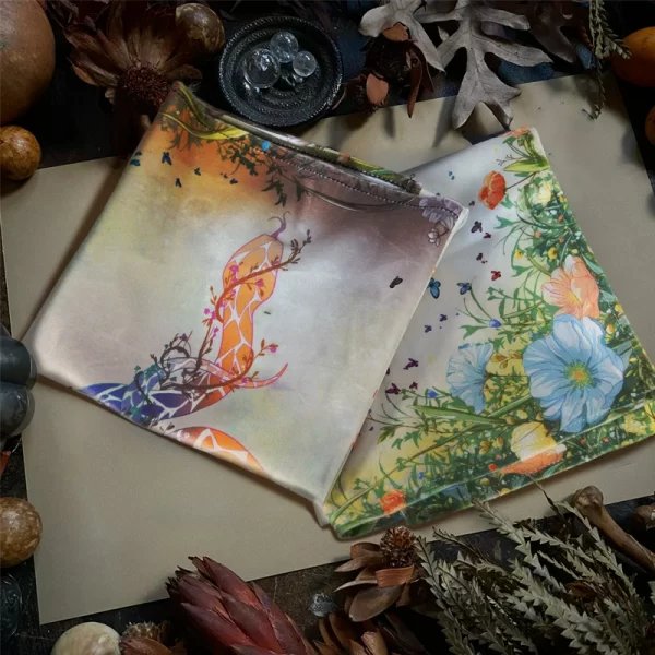 Velvet Tarot Card Tablecloth Serpentine Tablecloth Colorful Velvet Tablecloth Past Present Future Card Interpretation Ceremony Cloth (5)