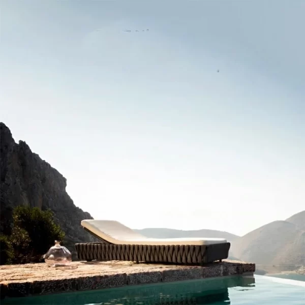 Outdoor lounge chairs, beach chairs, courtyard furniture (7)