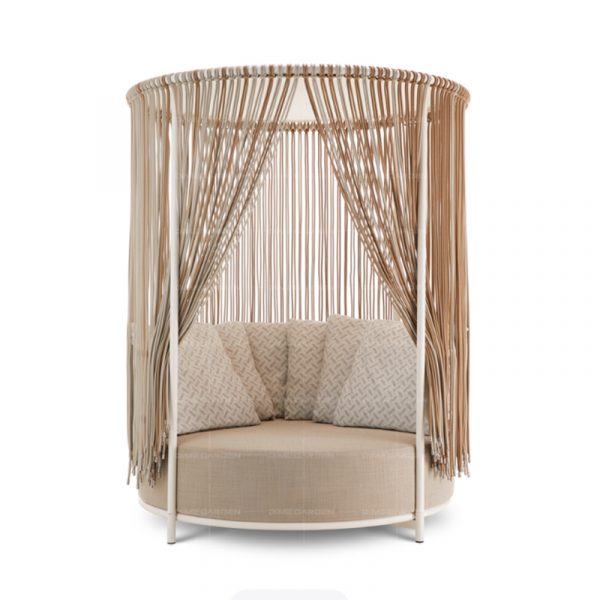 Outdoor scenic area, garden, sofa, large lying bed (8)