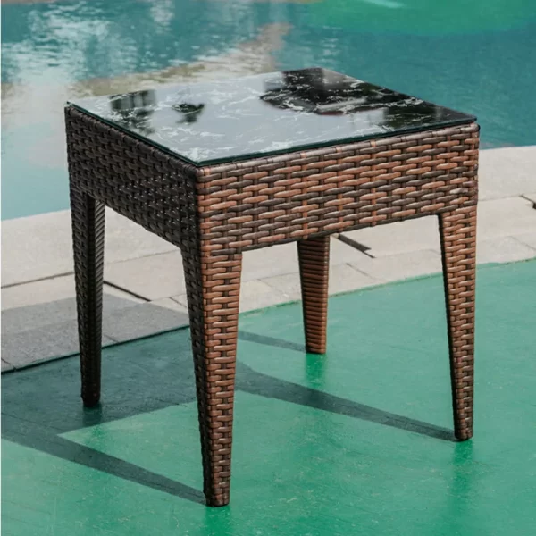 Outdoor swimming pool rattan bed (11)
