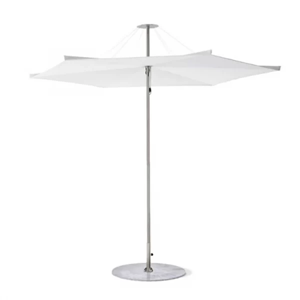 Outdoor tables and chairs with umbrellas, integrated hotel dining tables and chairs (2)