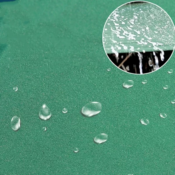 Resort outdoor swimming pool, large sun umbrella (2)