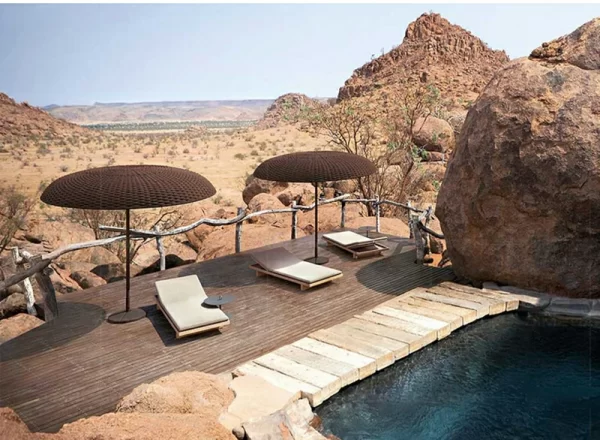 Sunshade, Courtyard, Homestay, Beach, Balcony, Umbrella Villa (12)