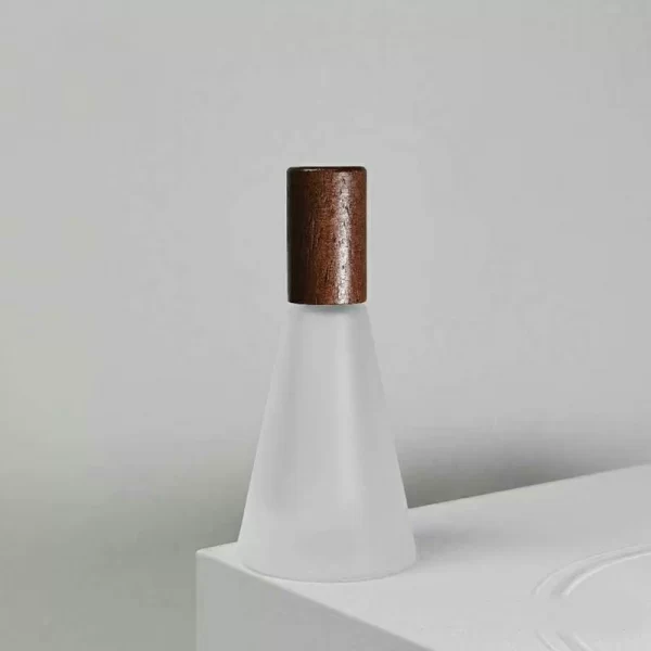 20ml frosted tea cone bottle thick bottom spray bottle (17)