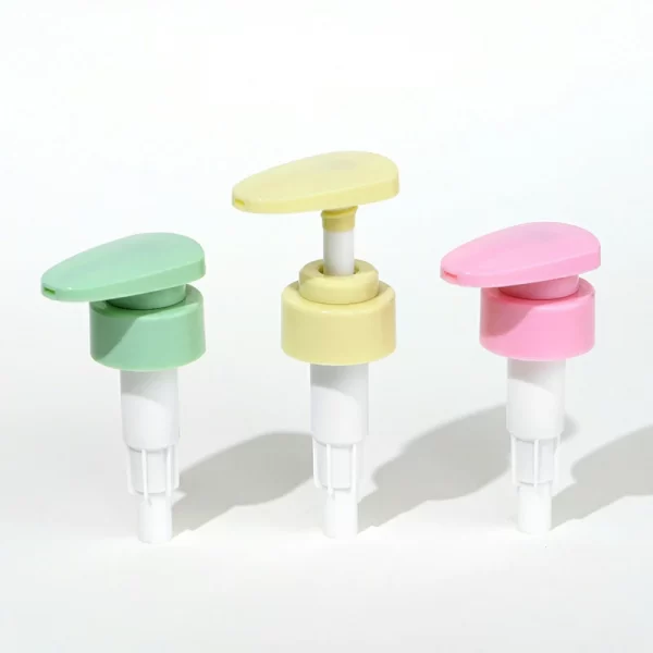 Customized color 300ml pink round shoulder PET shampoo bottle (1)