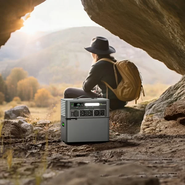 1024WH outdoor portable power station stackable power bank (9)